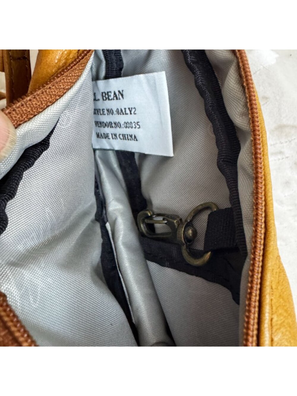 Vintage LL Bean AmeriBag Mini Sling Bag Crossbody or Leather Wristlet Tan OALY2 - Picture 7 of 10